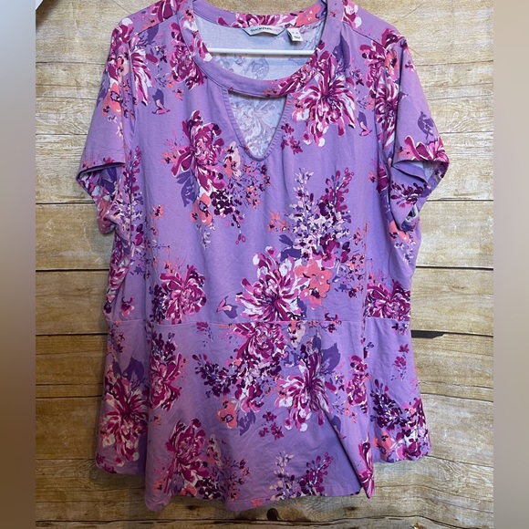Isaac Mizrahi live floral short sleeved shirt 🛍 - Picture 1 of 3